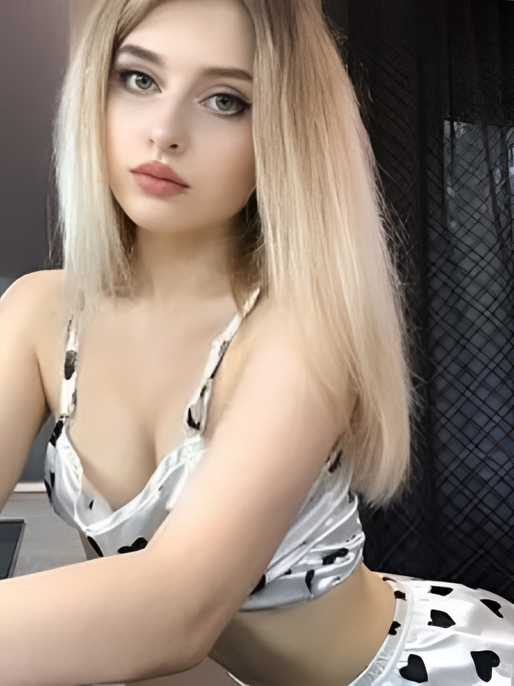 Индивидуалка София, доступна для личного знакомства от 10000 руб