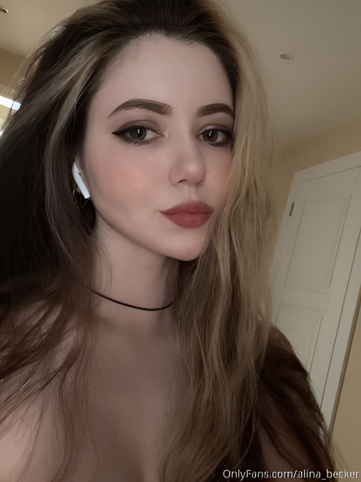 Света привлекальеная девушка из Опочка цена от 10000 руб