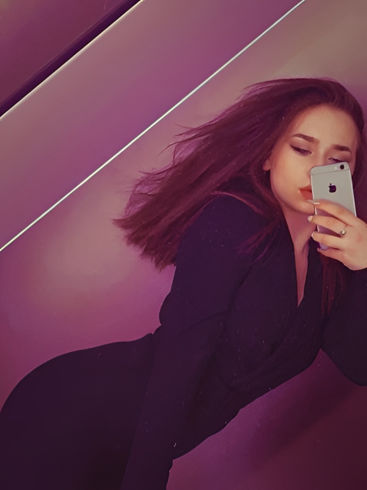 Яна привлекальеная девушка из Опочка цена от 1500 руб