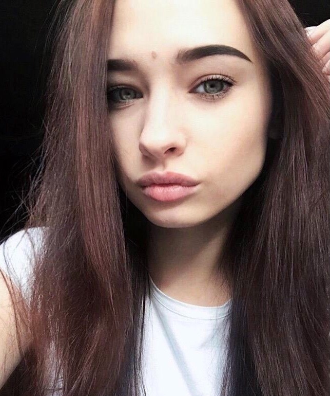 Ариадна привлекальеная девушка из Опочка цена от 3500 руб