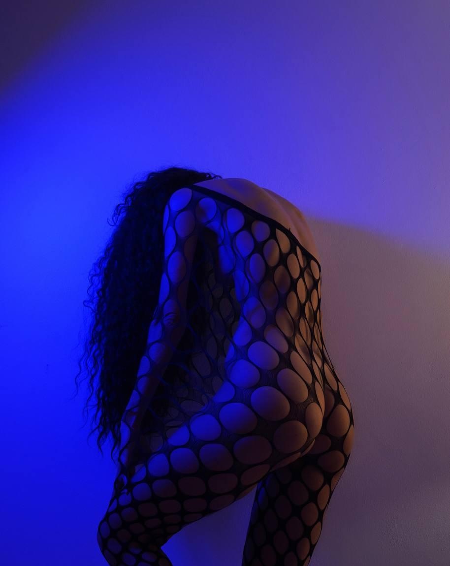 Эмма привлекальеная девушка из Опочка цена от 6000 руб