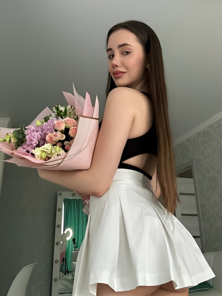 Индивидуалка Слава, доступна для личного знакомства от 5000 руб