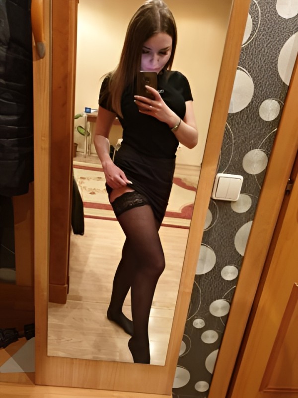 Ирина привлекательная девушка из Опочка цена от 1500 руб