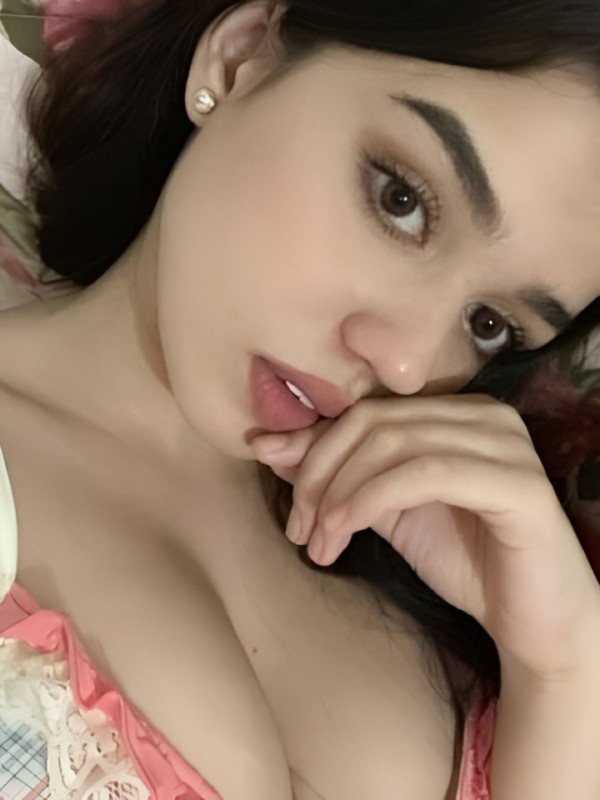 Моника привлекательная девушка из Опочка цена от 1500 руб