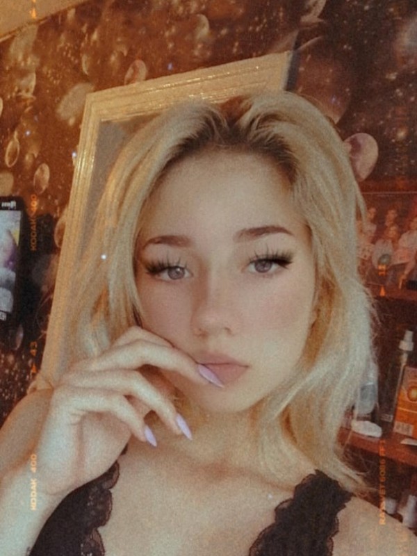 Анжела привлекательная девушка из Опочка цена от 3000 руб